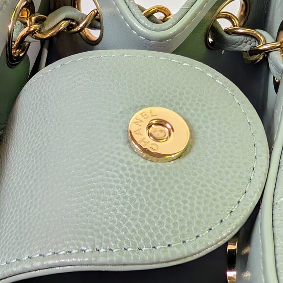 Chanel Rare Light Grey Quilted Caviar Leather Small Bucket Drawstring Bag - Picture 8 of 16